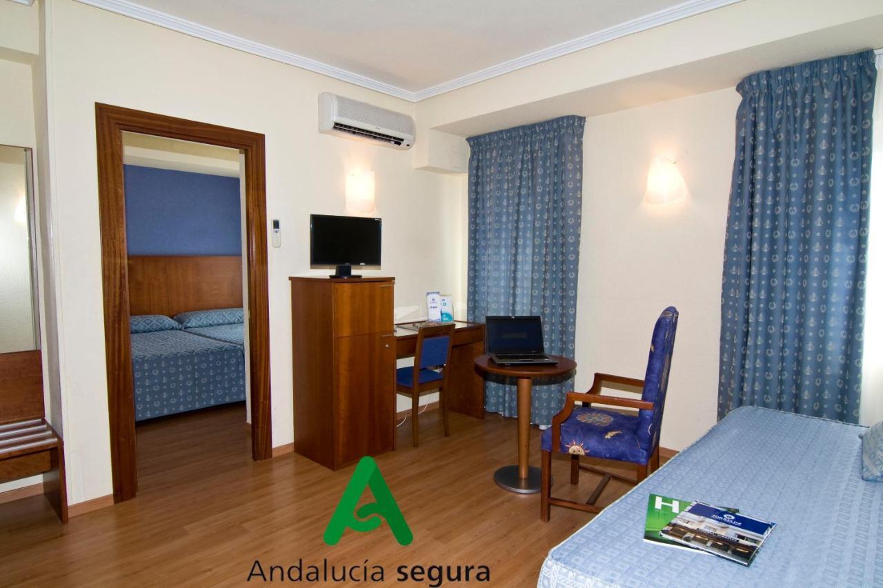 Torreluz Apartamentos Almería Exteriör bild