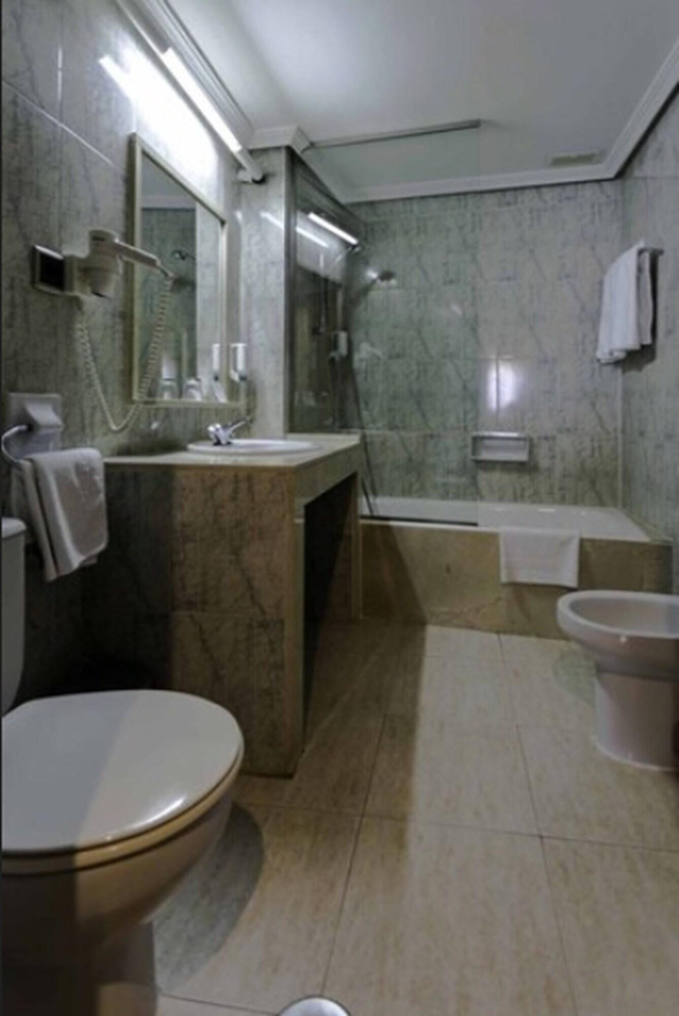 Torreluz Apartamentos Almería Exteriör bild