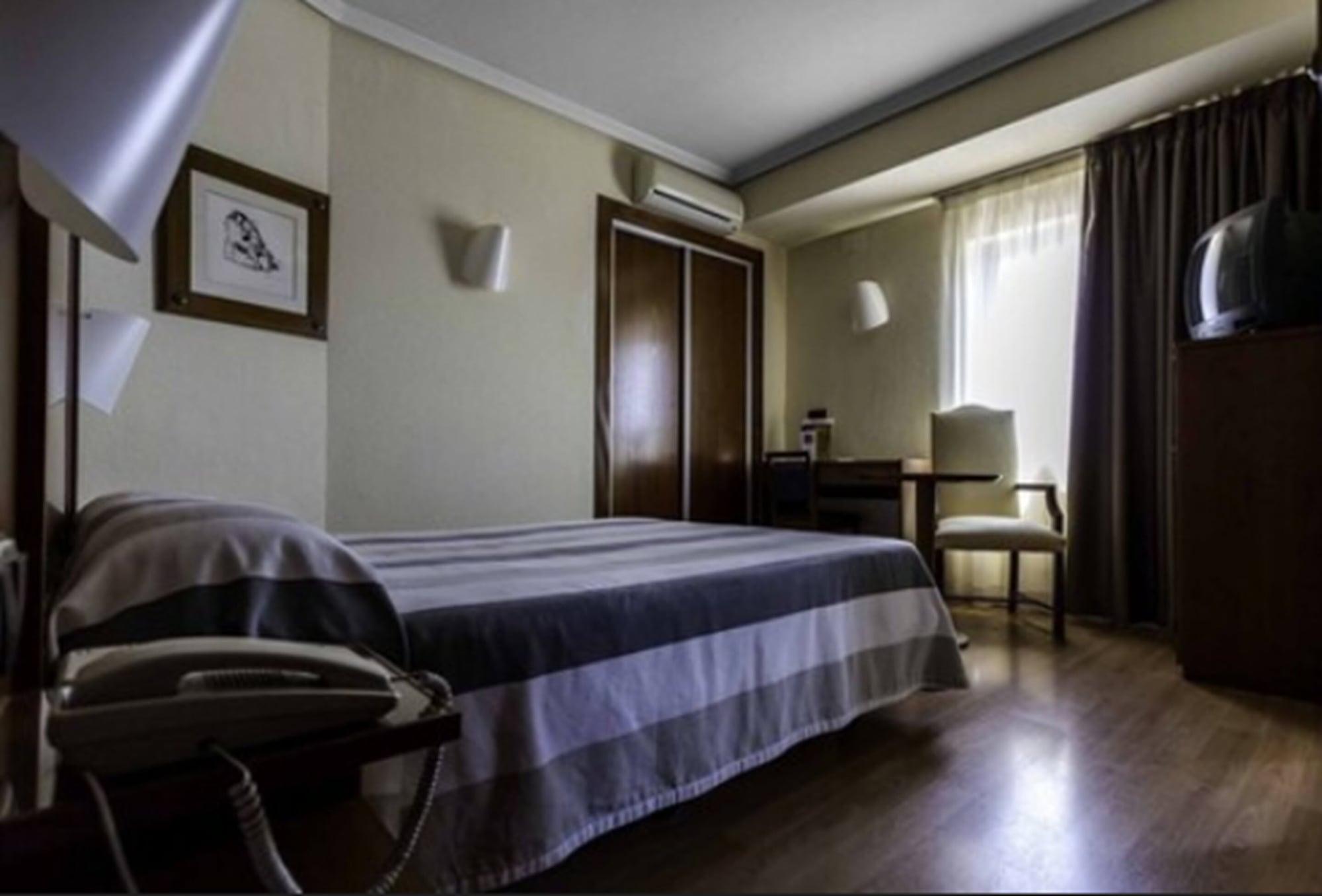 Torreluz Apartamentos Almería Exteriör bild