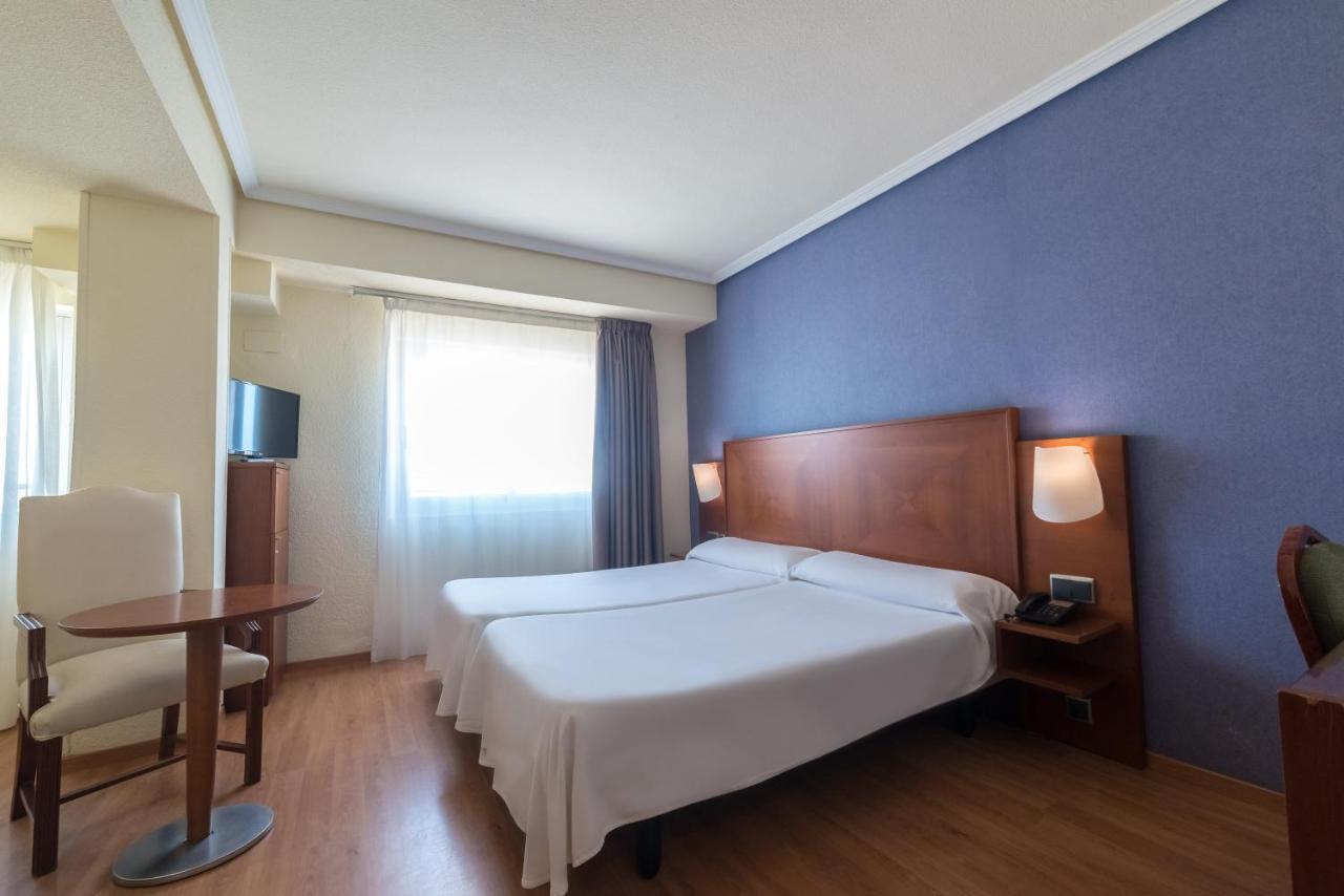 Torreluz Apartamentos Almería Exteriör bild