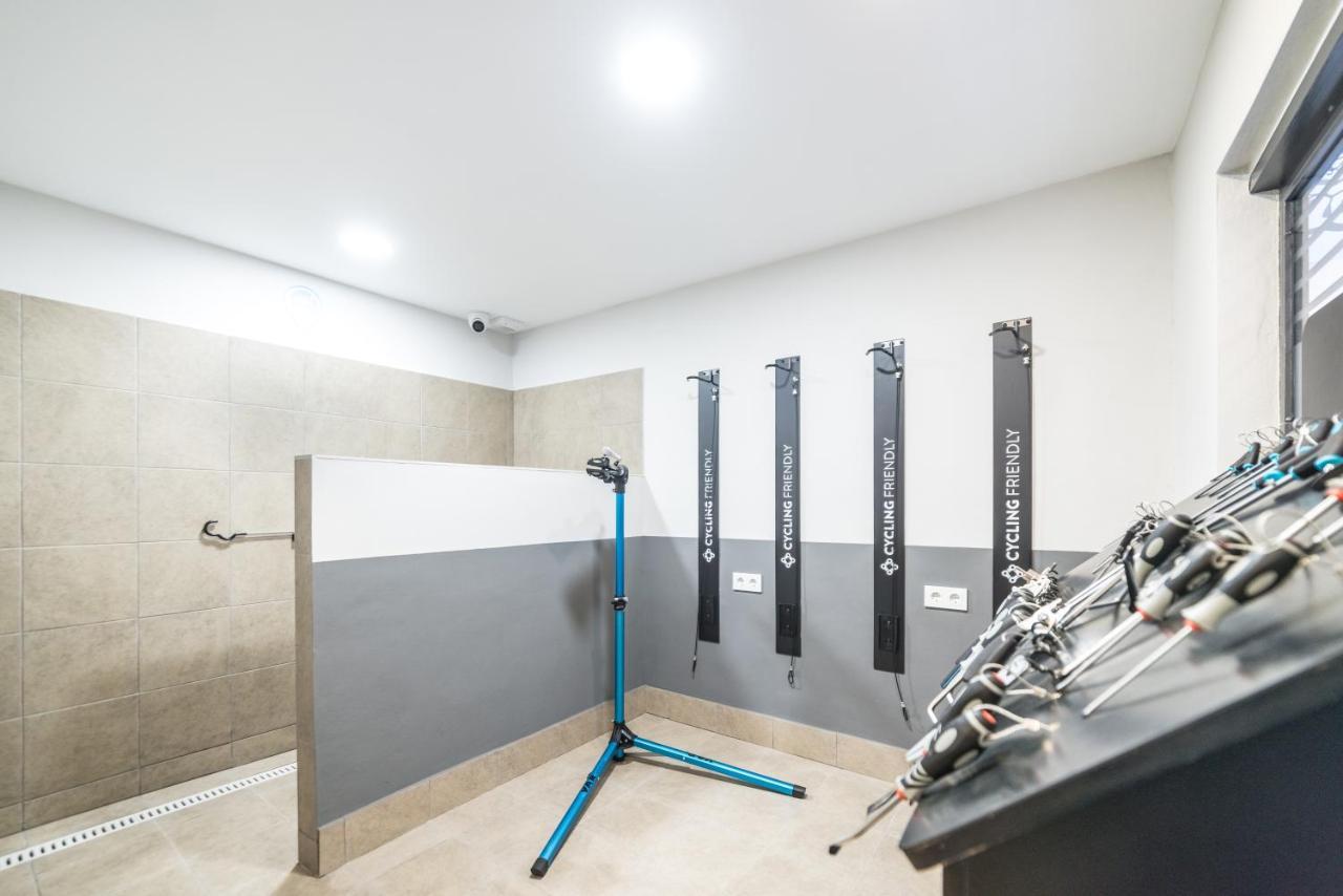 Torreluz Apartamentos Almería Exteriör bild