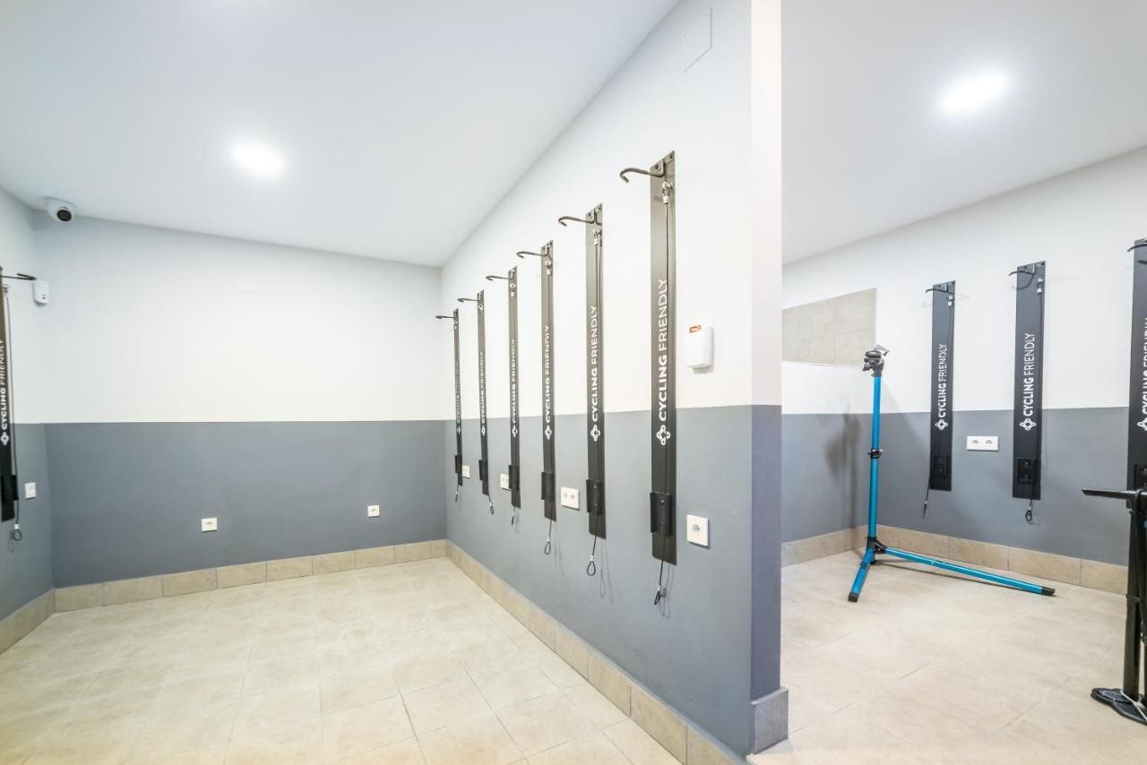 Torreluz Apartamentos Almería Exteriör bild
