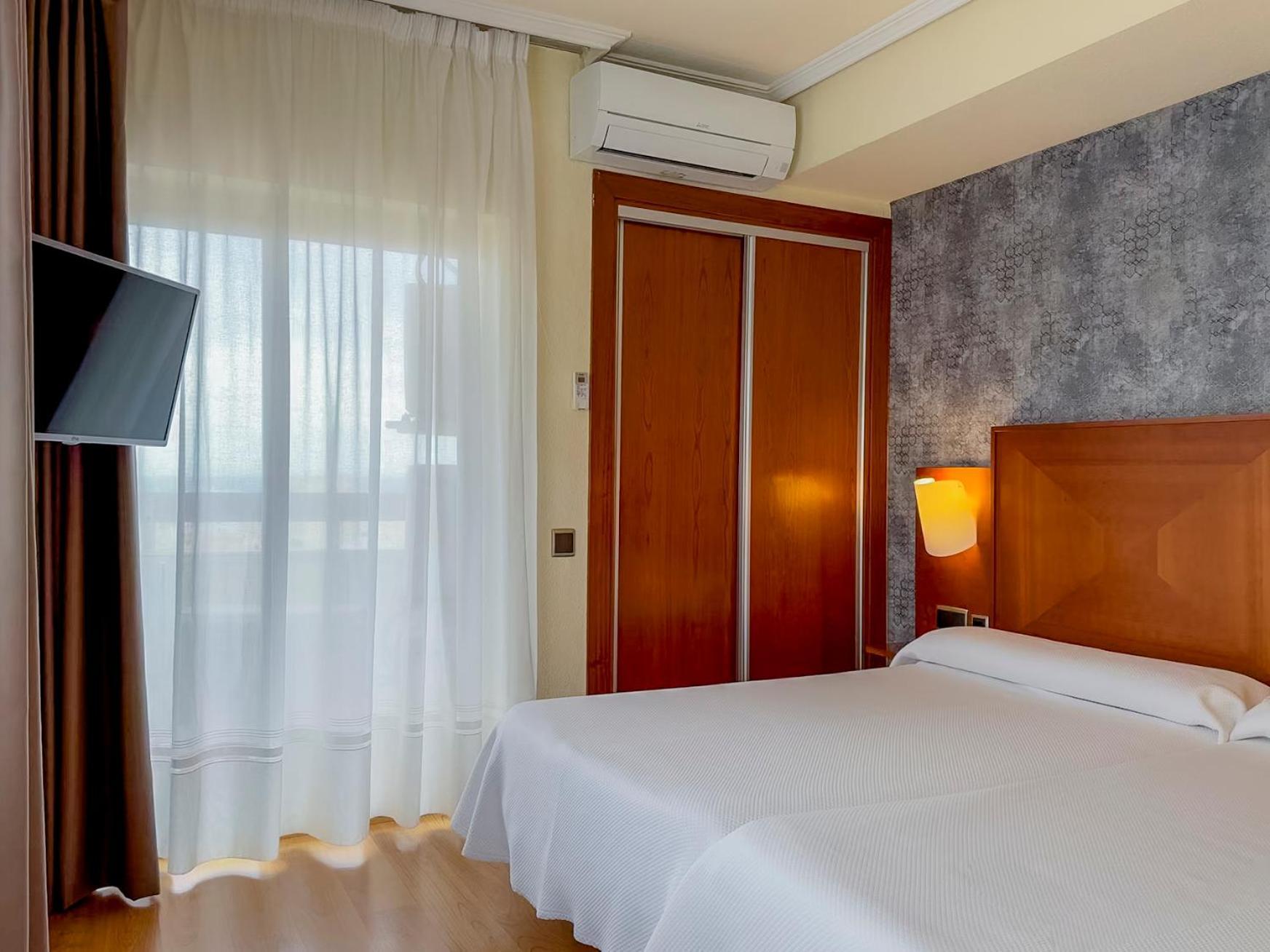 Torreluz Apartamentos Almería Exteriör bild